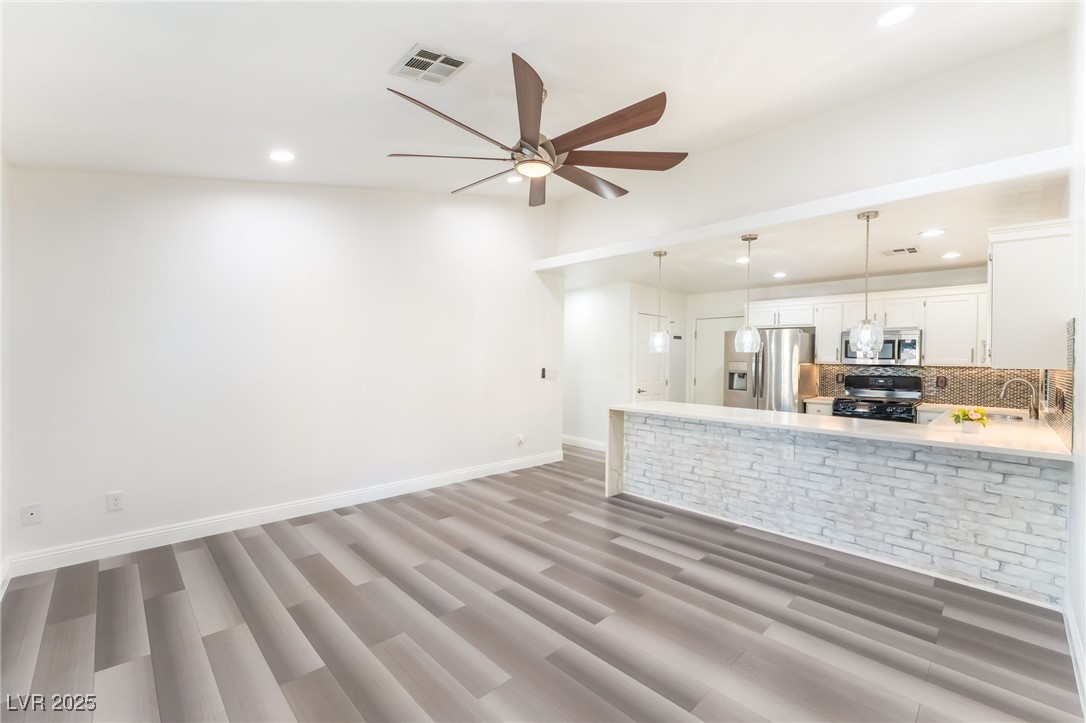 5286 Treasure Avenue