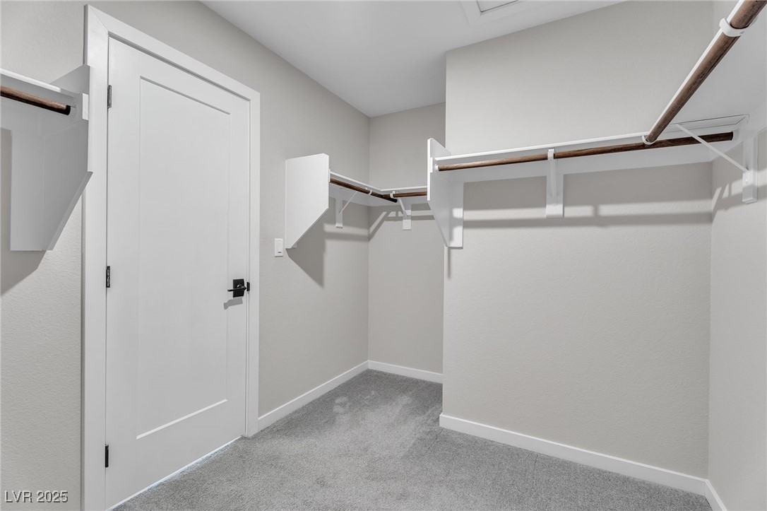 9276 Desert Pearl Avenue