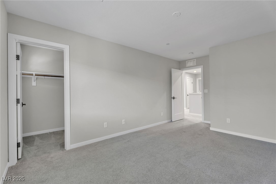 9276 Desert Pearl Avenue