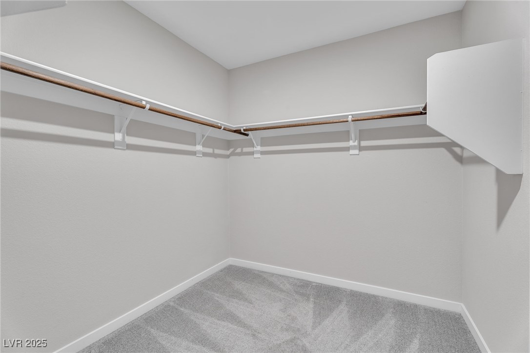 9276 Desert Pearl Avenue