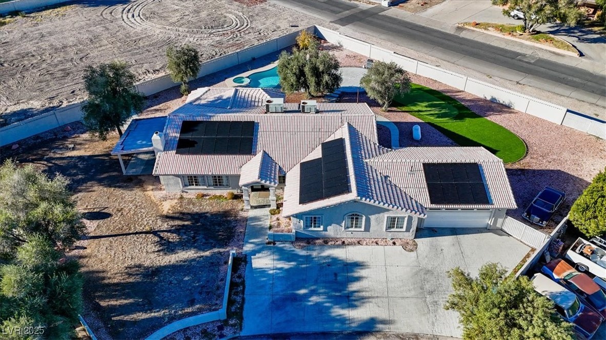 2177 Mohawk Street