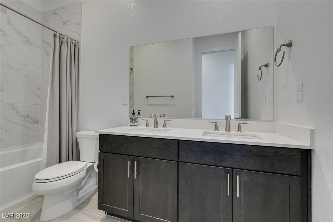 9993 Skye Gazer Avenue