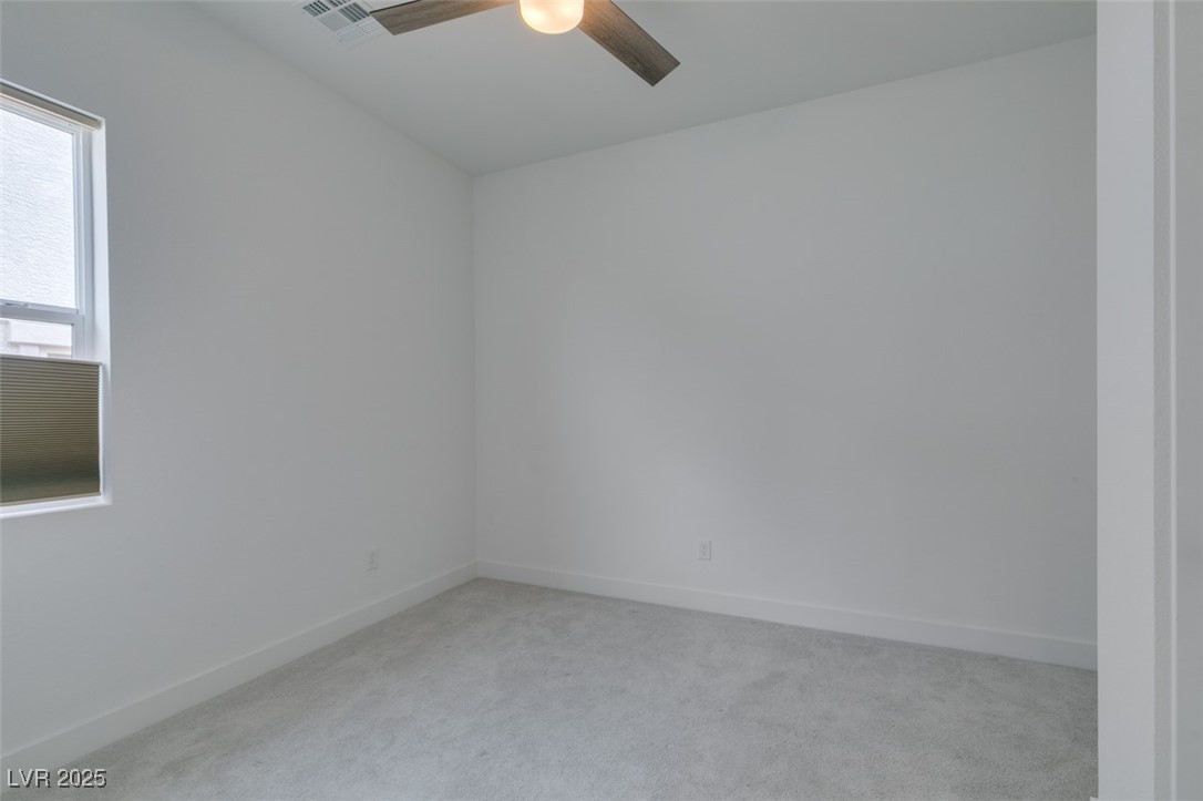 9993 Skye Gazer Avenue