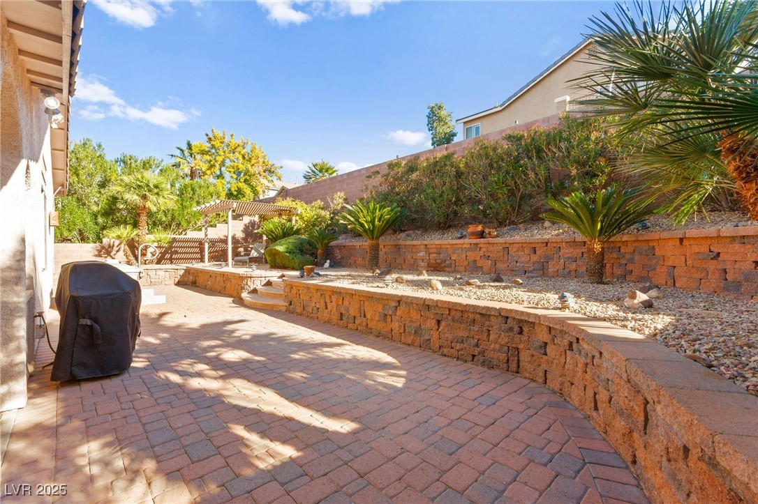 1679 Clovercrest Court