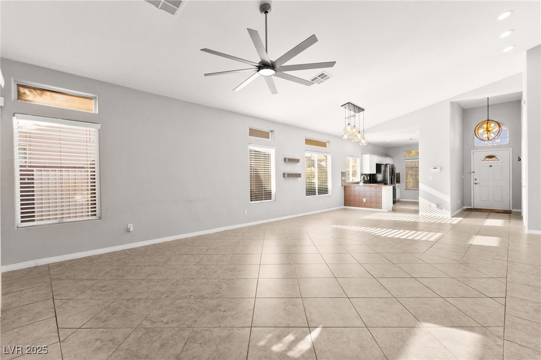 1679 Clovercrest Court