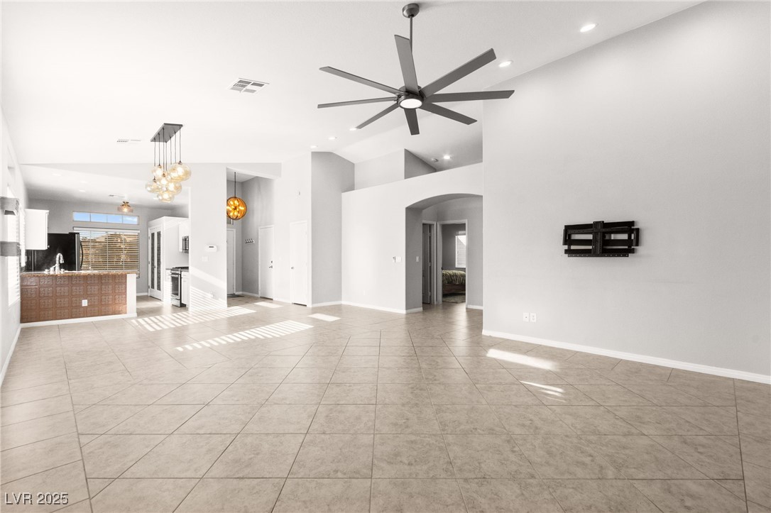 1679 Clovercrest Court