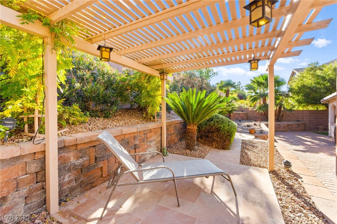 1679 Clovercrest Court