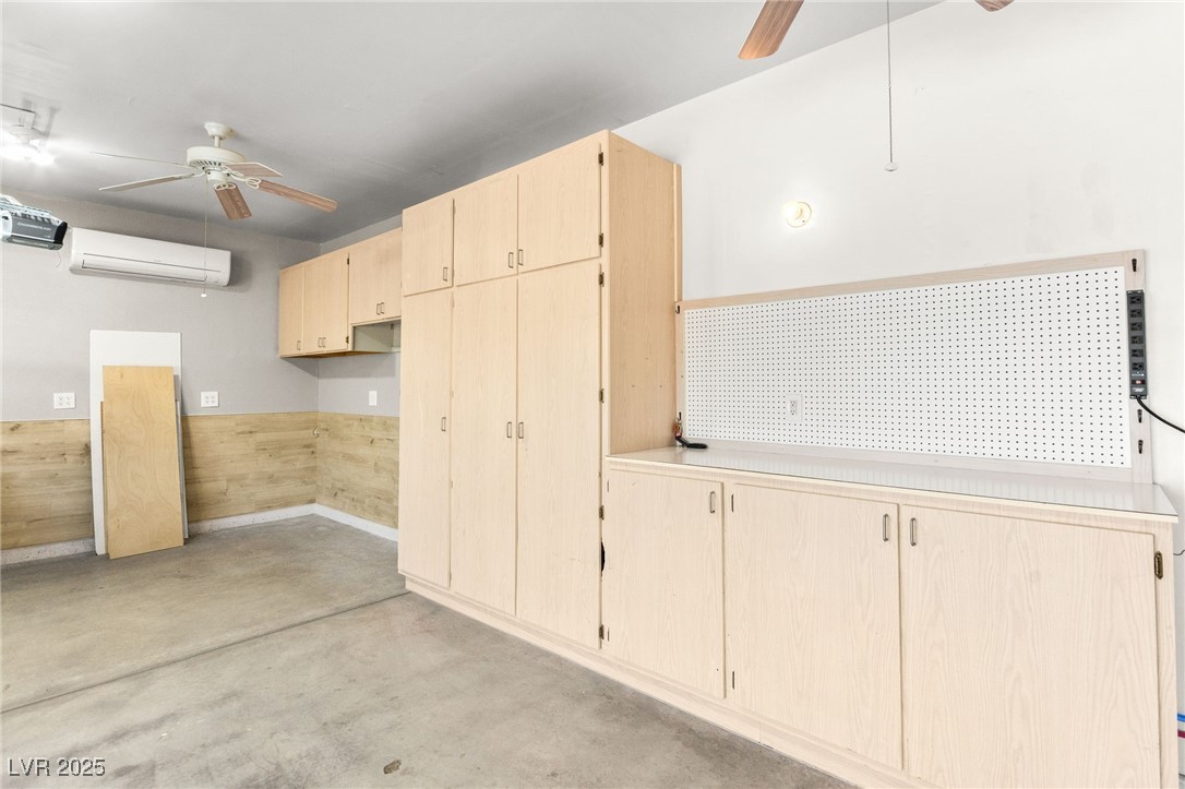 1679 Clovercrest Court