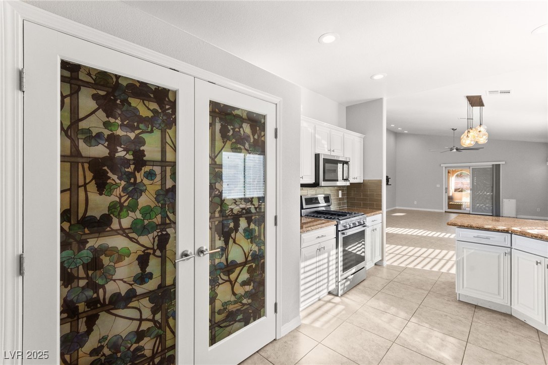 1679 Clovercrest Court