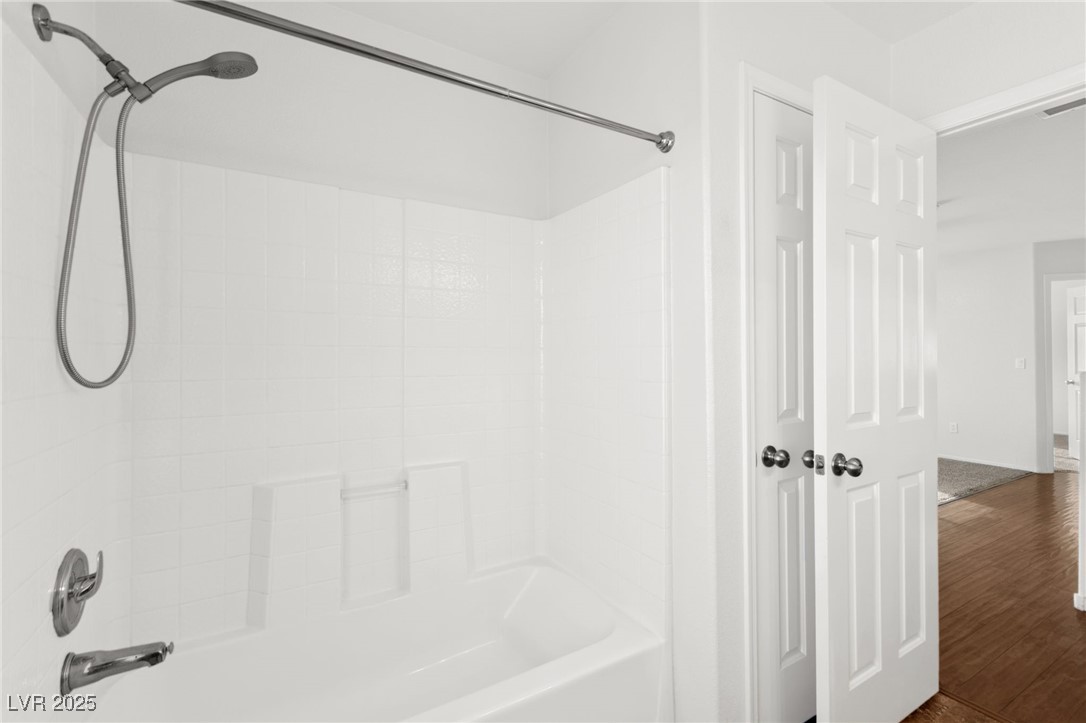 6109 Sandstone Mesa Drive