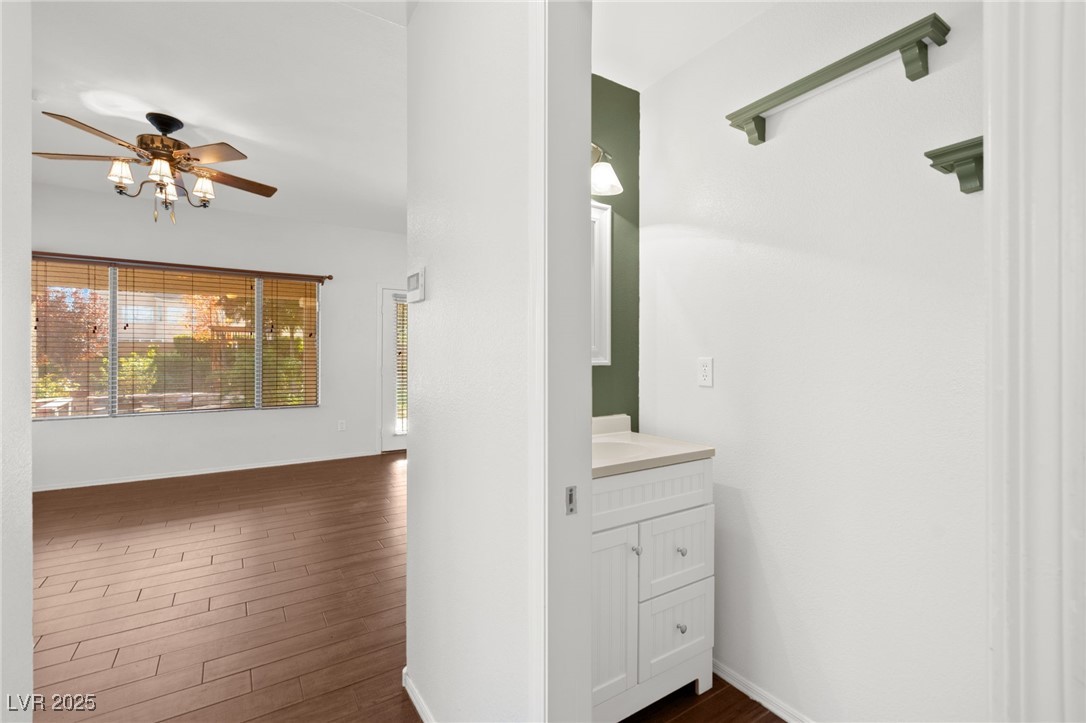 6109 Sandstone Mesa Drive