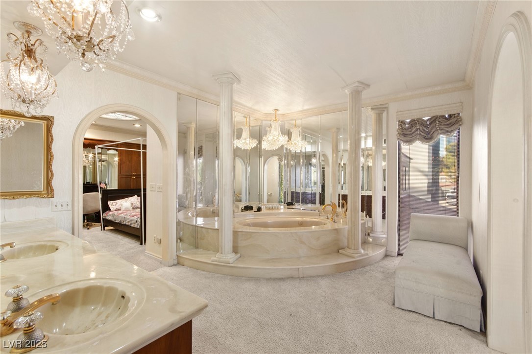 2834 Queens Courtyard Drive