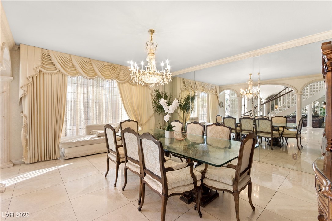 2834 Queens Courtyard Drive