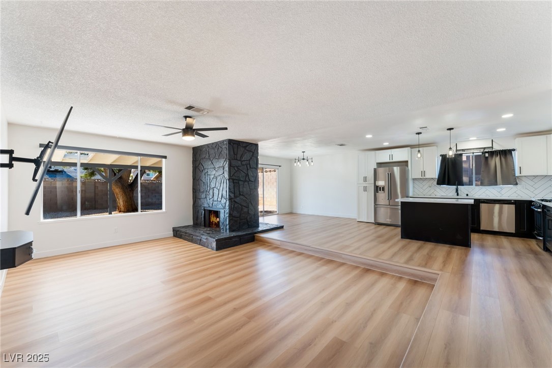 4461 Bennett Drive