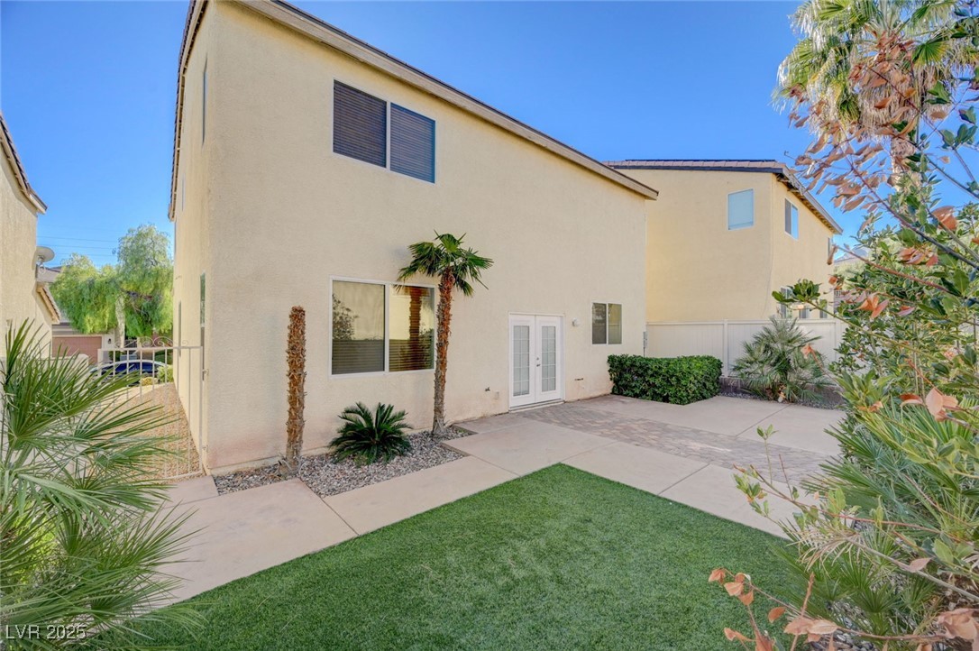 10120 Lexington Pines Avenue