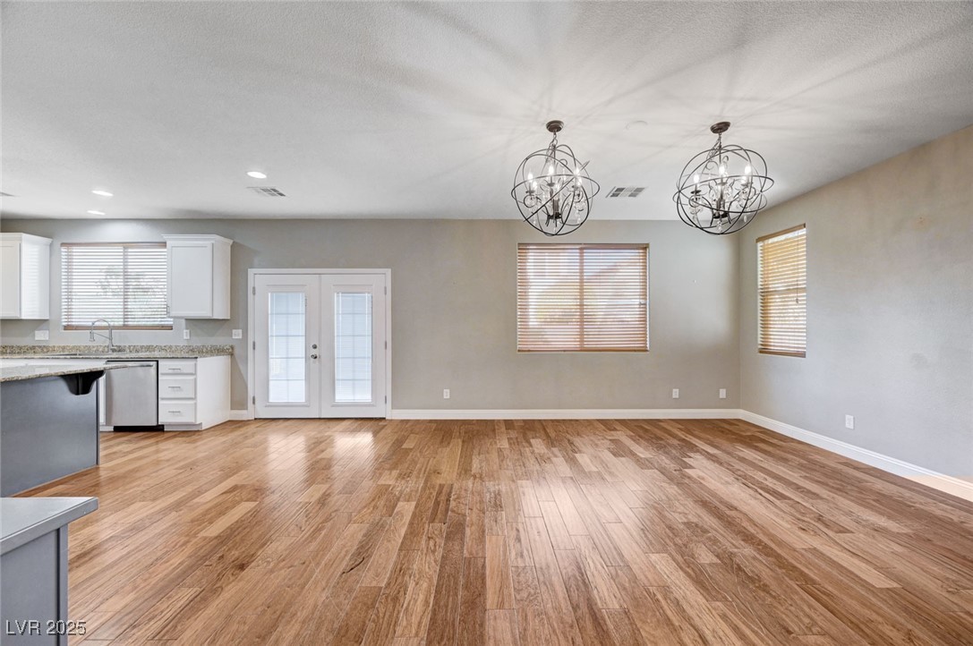 10120 Lexington Pines Avenue