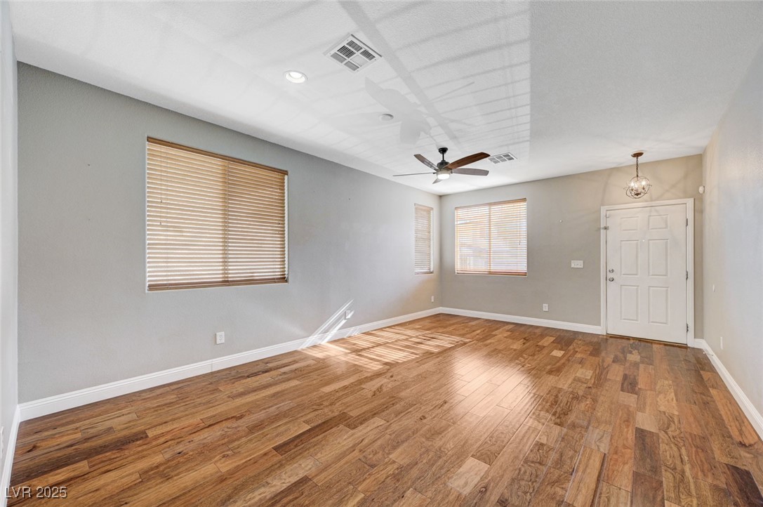 10120 Lexington Pines Avenue