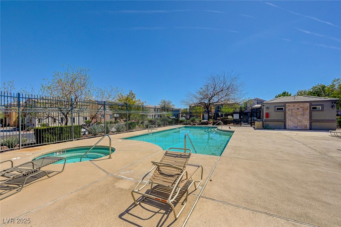 6946 Graceful Cloud Avenue