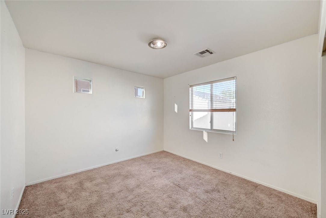 6946 Graceful Cloud Avenue