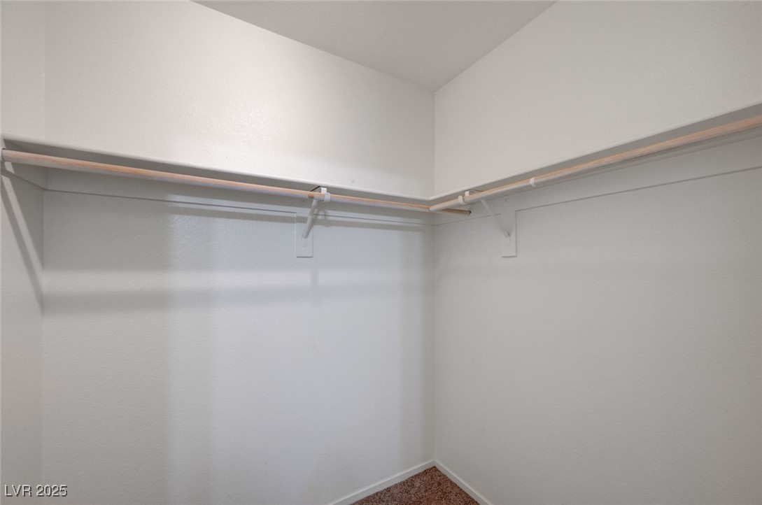 6946 Graceful Cloud Avenue