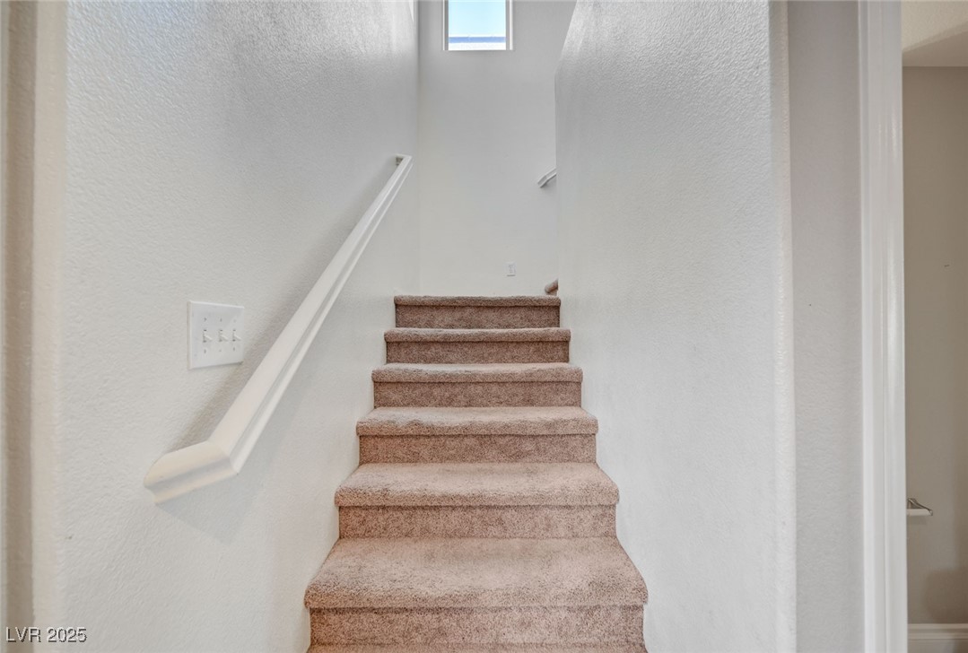 6946 Graceful Cloud Avenue