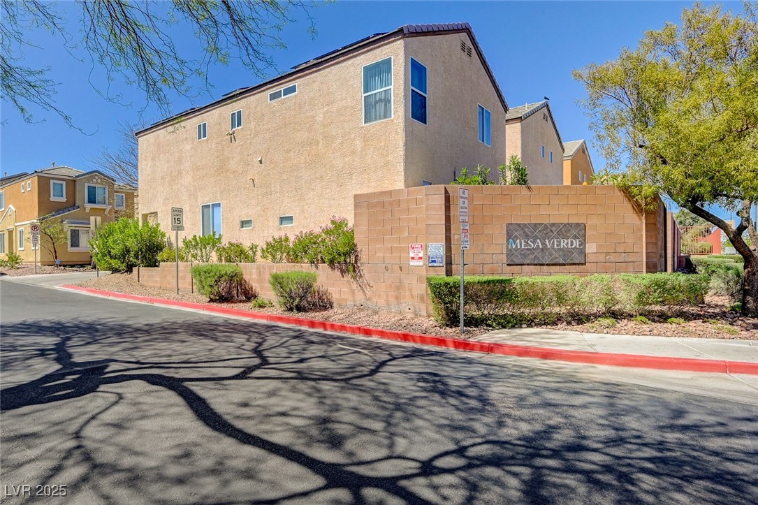 6946 Graceful Cloud Avenue