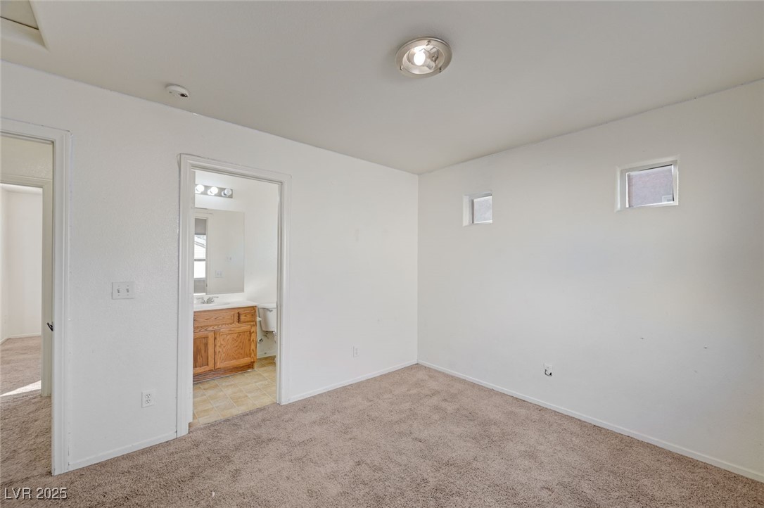 6946 Graceful Cloud Avenue