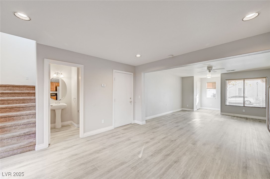 6946 Graceful Cloud Avenue