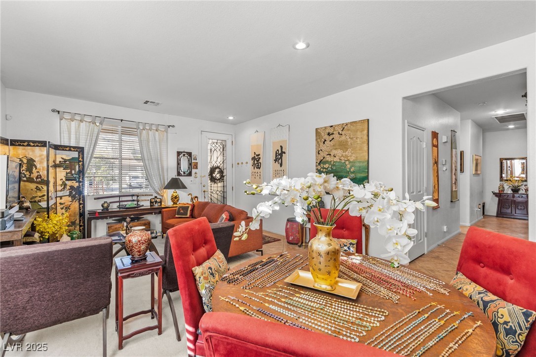 3212 Hill Valley Street