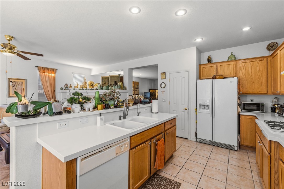 3212 Hill Valley Street