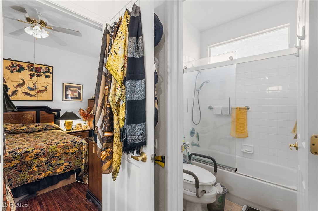 3212 Hill Valley Street