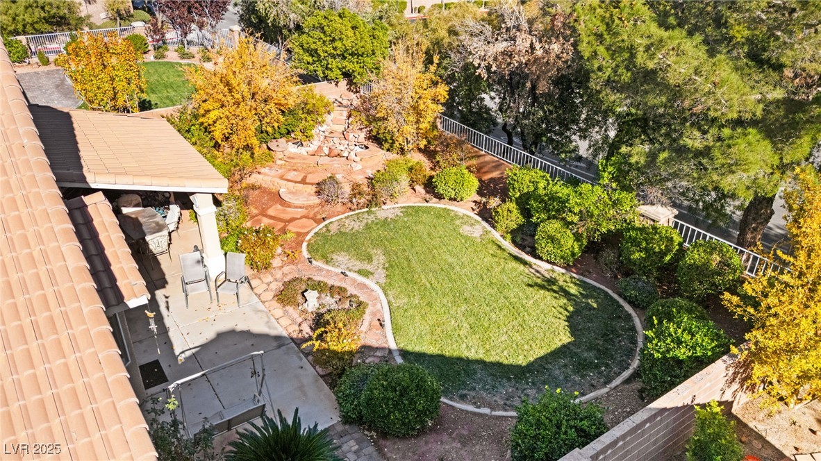 3212 Hill Valley Street