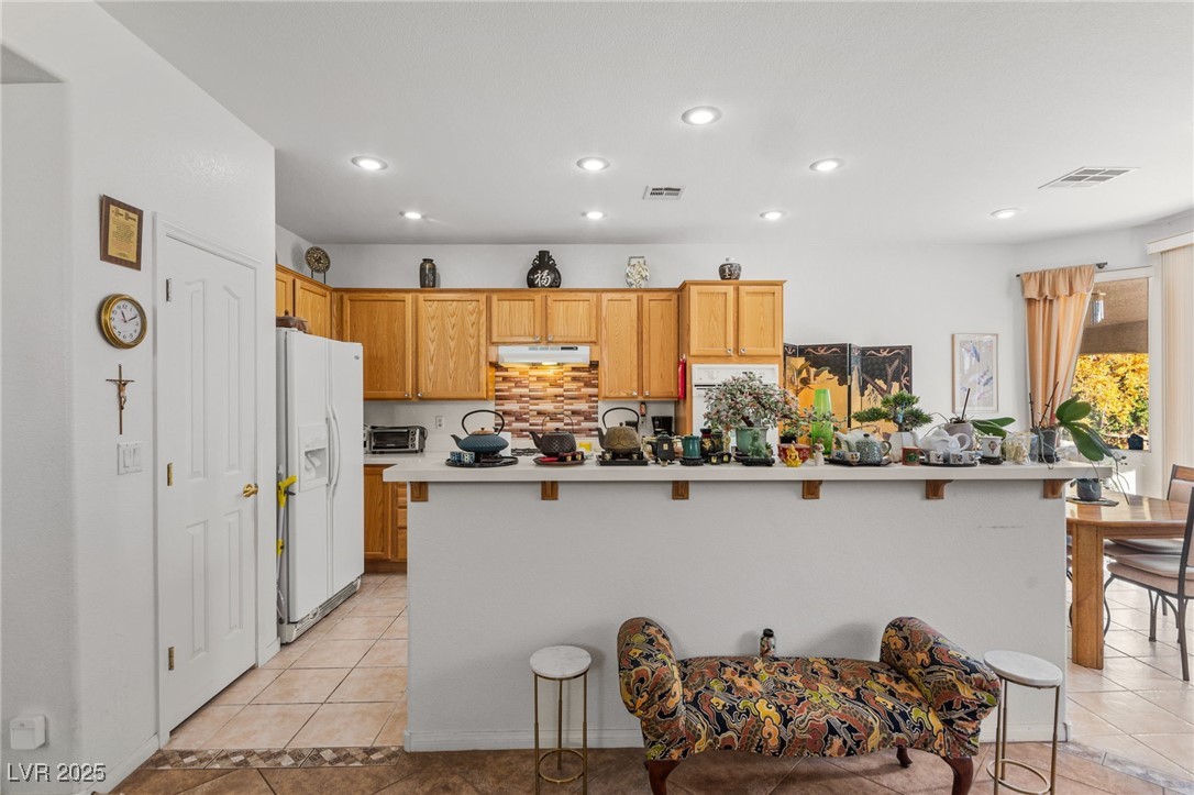 3212 Hill Valley Street