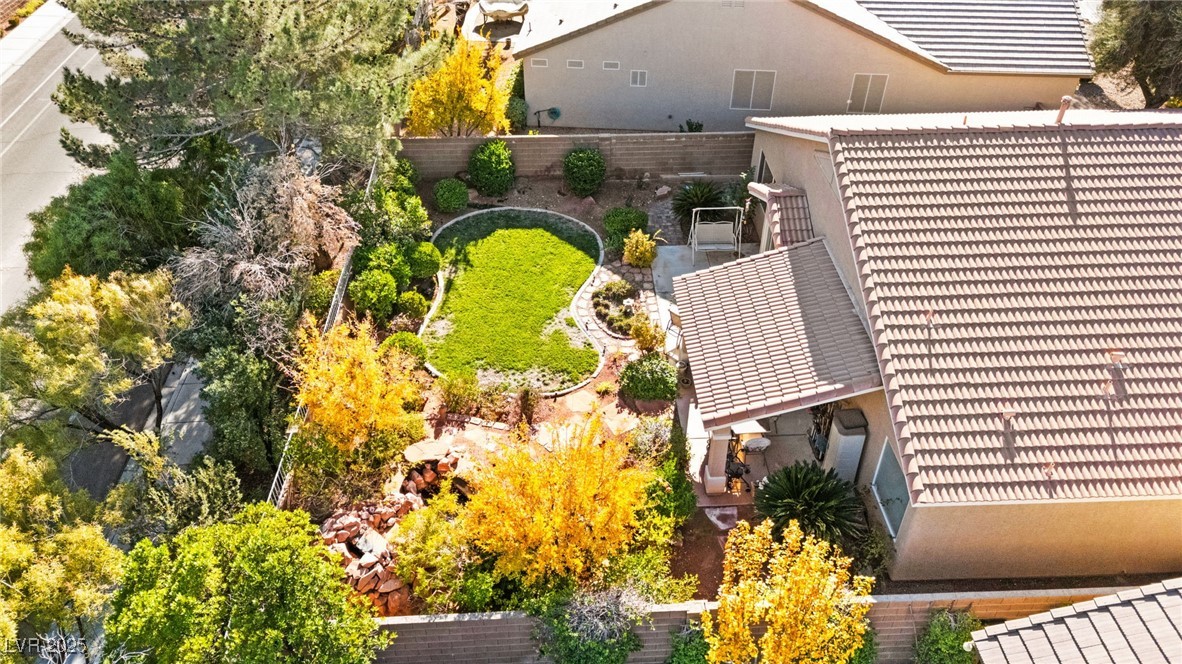 3212 Hill Valley Street