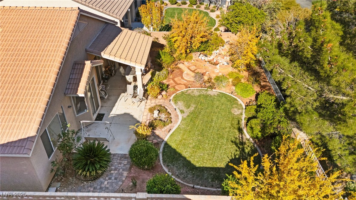 3212 Hill Valley Street