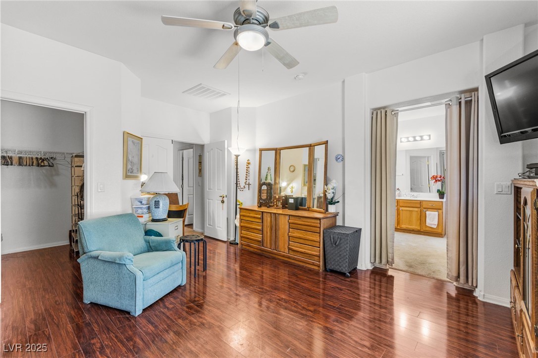 3212 Hill Valley Street