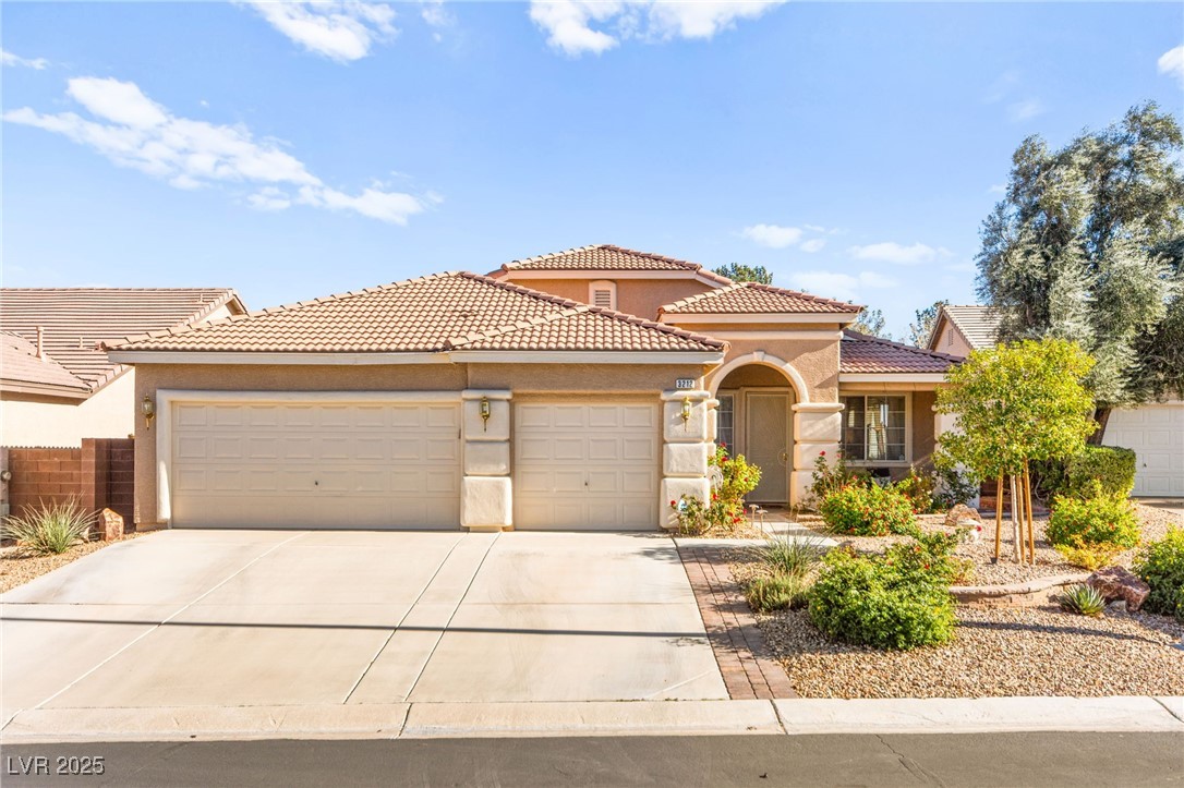 3212 Hill Valley Street