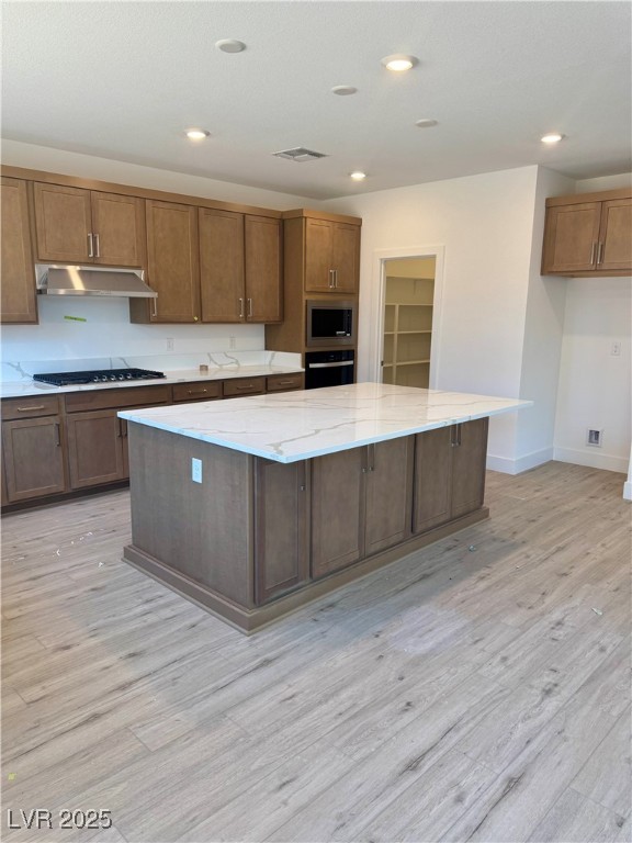 10237 Dawnville Walk Street