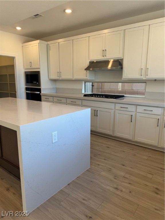 10278 Dawnville Walk Street