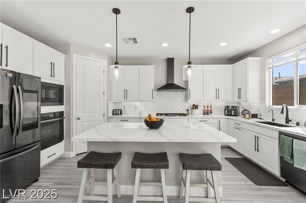 10101 Heron Lake Avenue