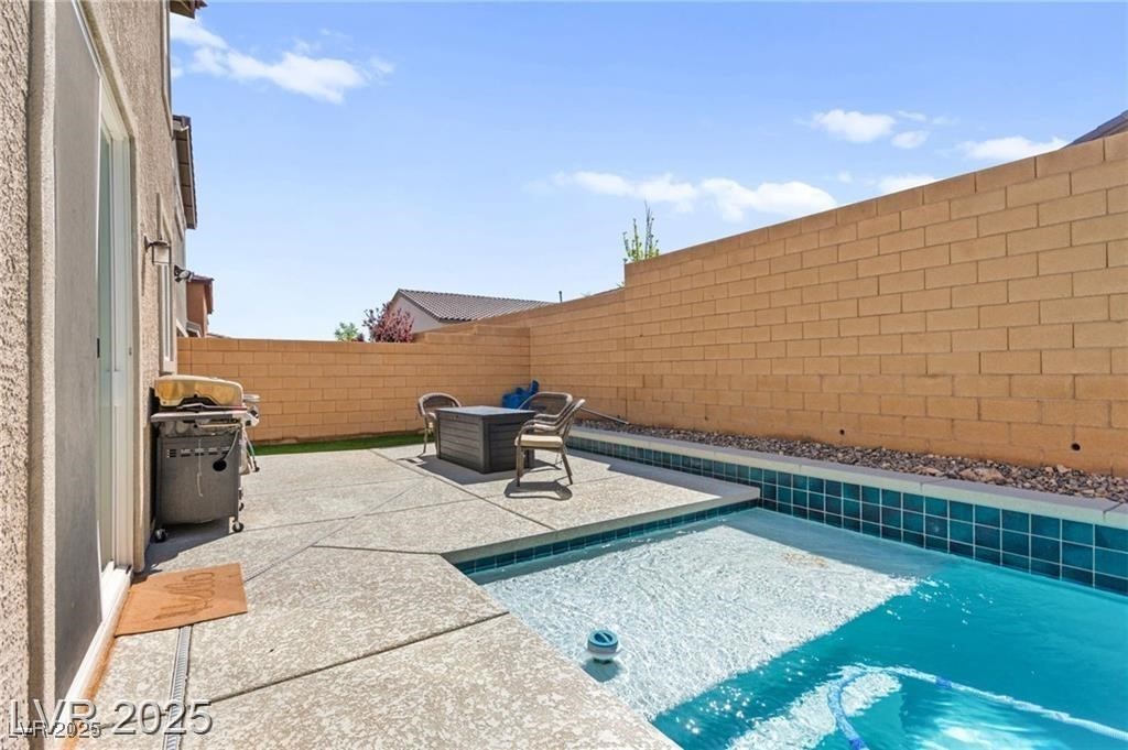 10101 Heron Lake Avenue
