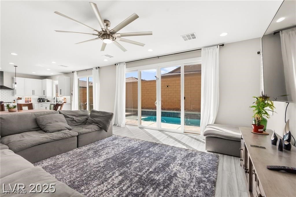 10101 Heron Lake Avenue