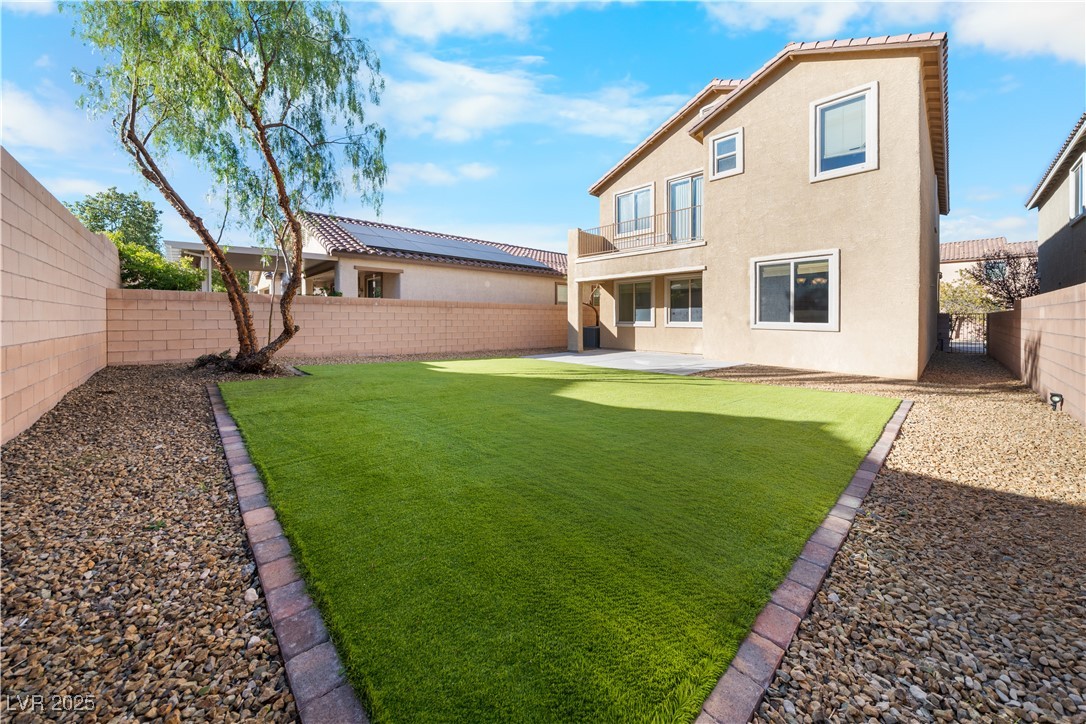10059 Lady Apple Drive