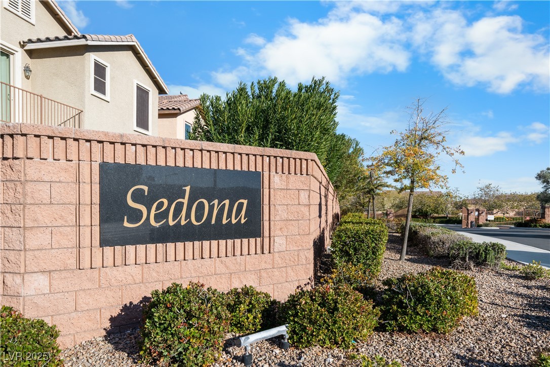 10059 Lady Apple Drive