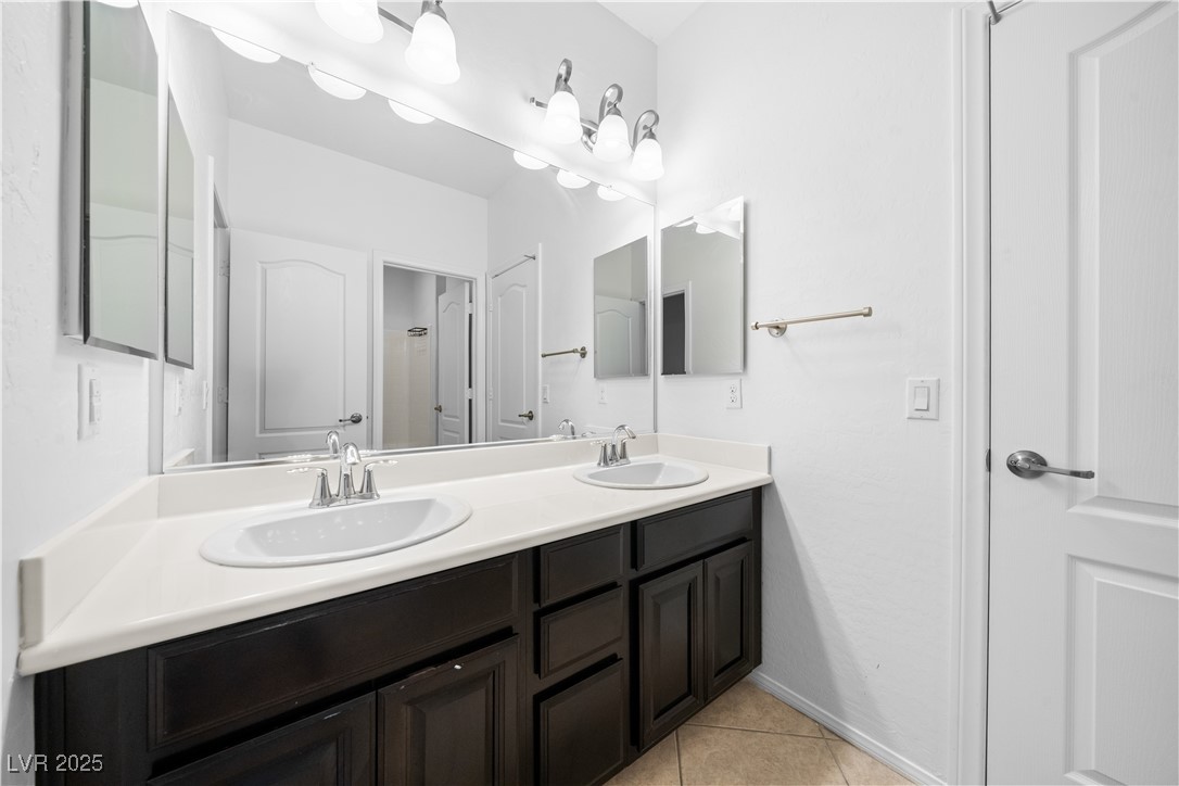 10059 Lady Apple Drive