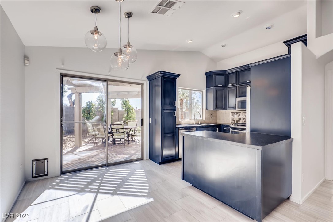 2564 Spruce Creek Drive