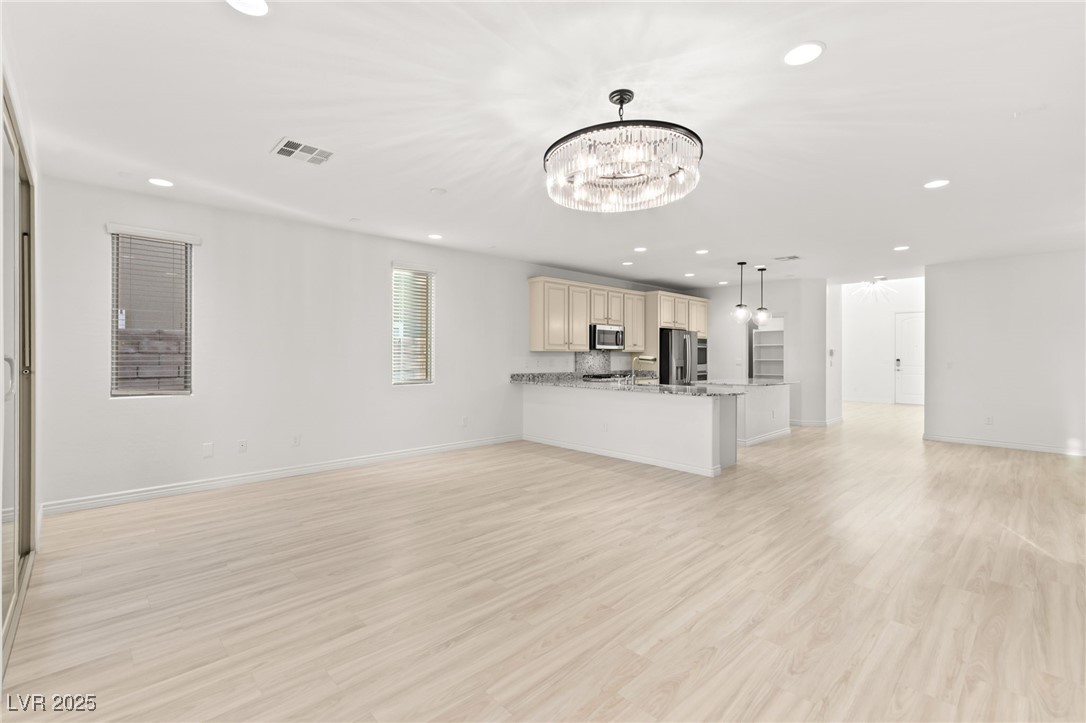 740 Catalina Aisle Street