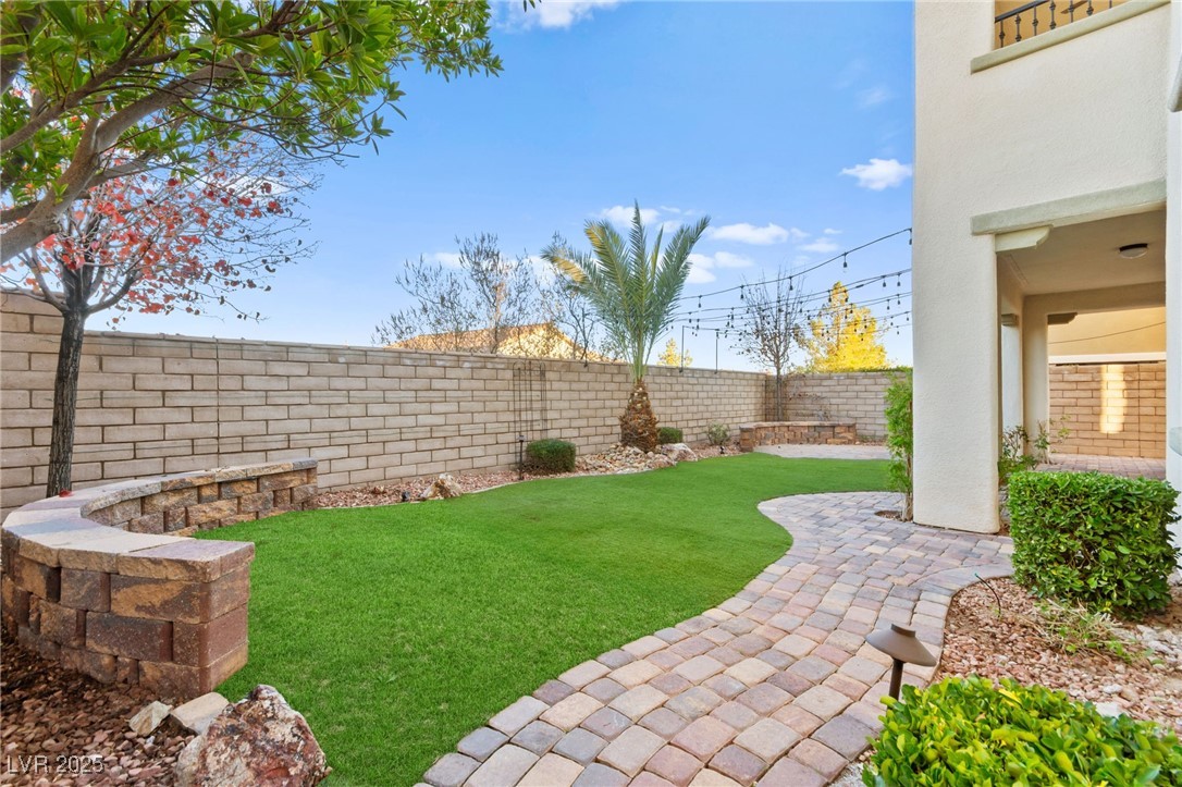 740 Catalina Aisle Street