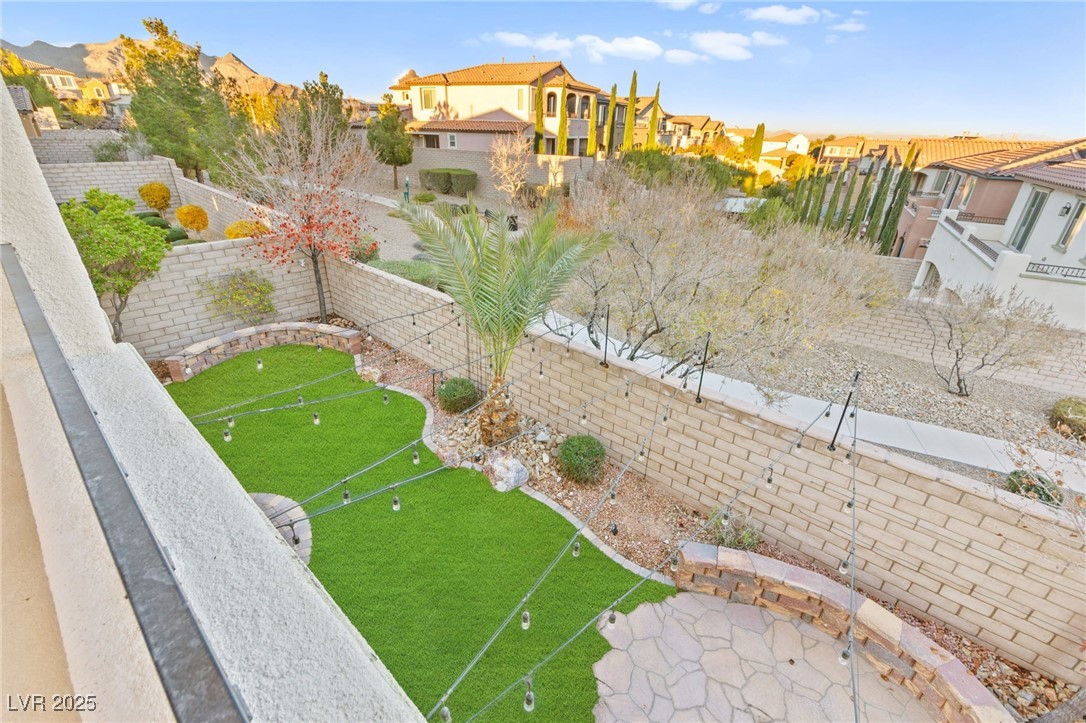 740 Catalina Aisle Street