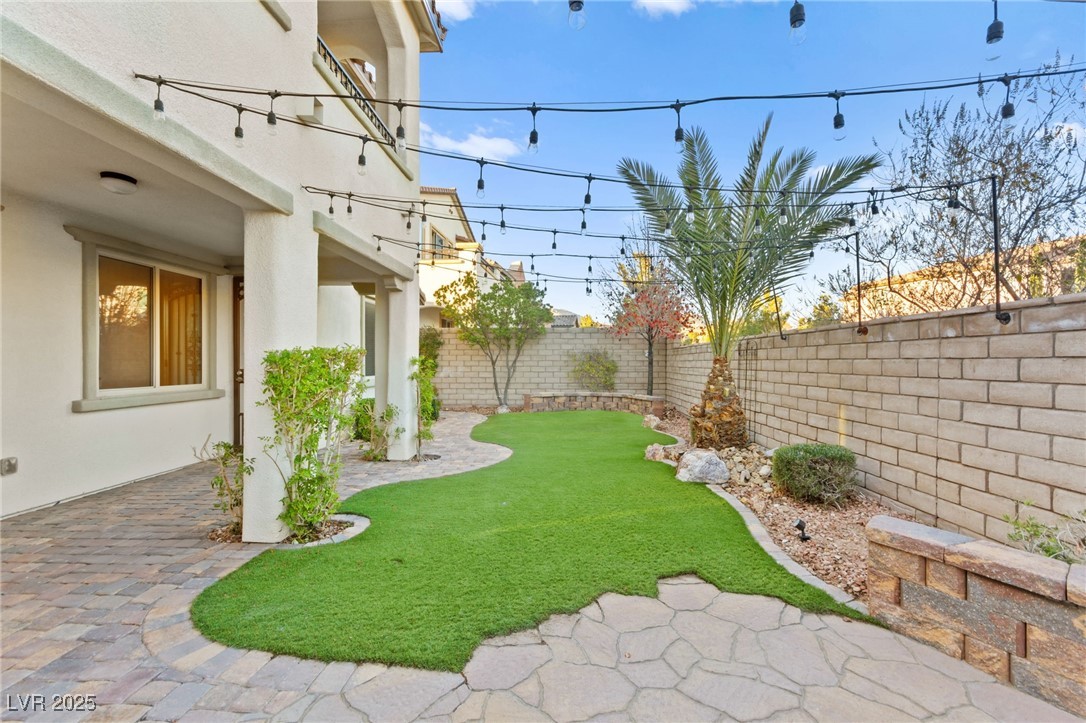 740 Catalina Aisle Street